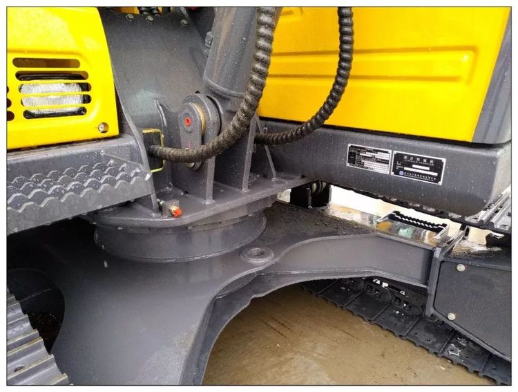 XCMG XE75DA Excavator(pic6)