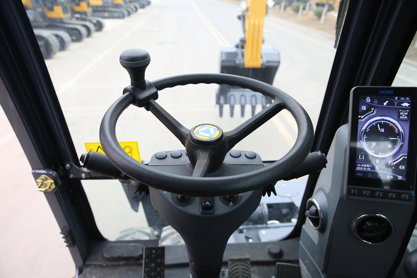 XCMG XE160W Excavator(pic9)